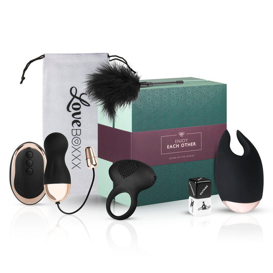 Loveboxxx Romantic Couples Box Gift Set - Peaches & Cream