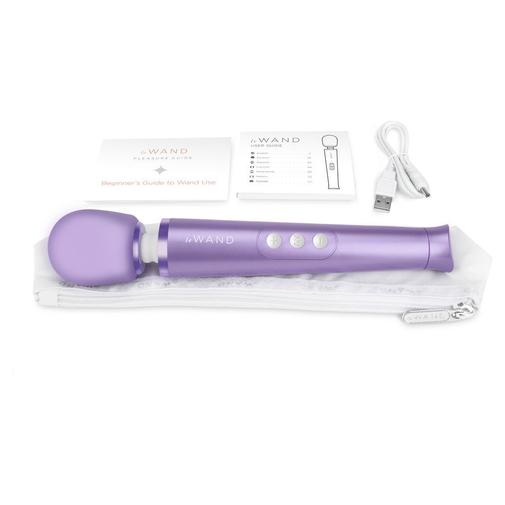 Le Wand Petite Rechargeable Vibrating Massager Violet - Peaches & Cream