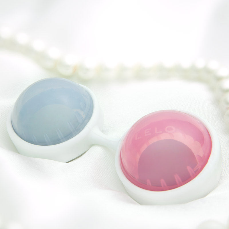 Lelo Luna Beads Mini Pink And Blue - Peaches & Cream